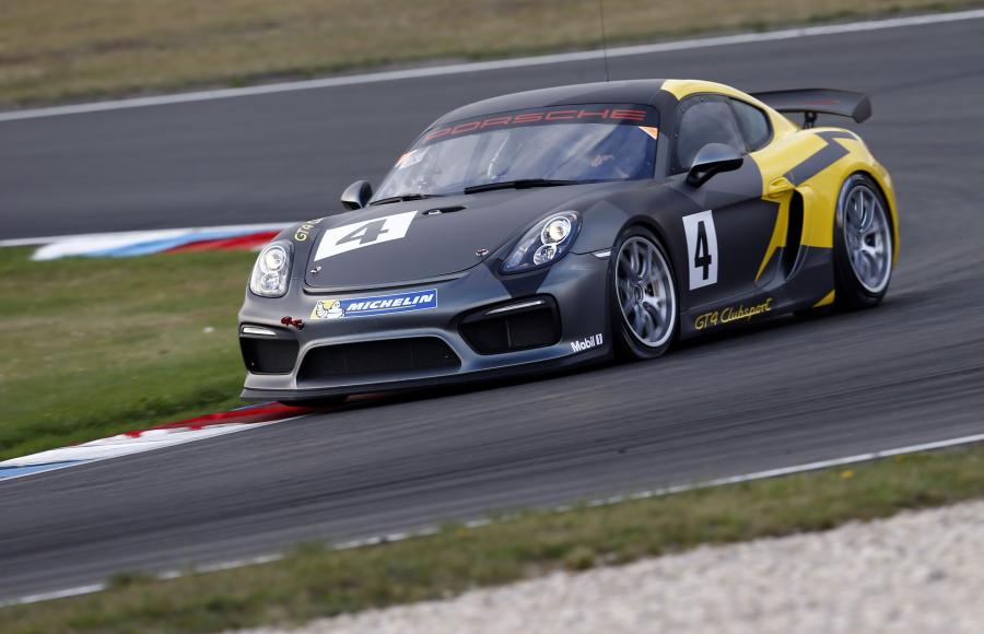  Porsche Cayman GT4 Clubsport 2015 года  (фото 14 из 40)